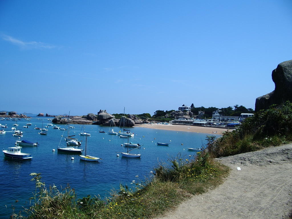 Western Les Bains Et Perros-Guirec