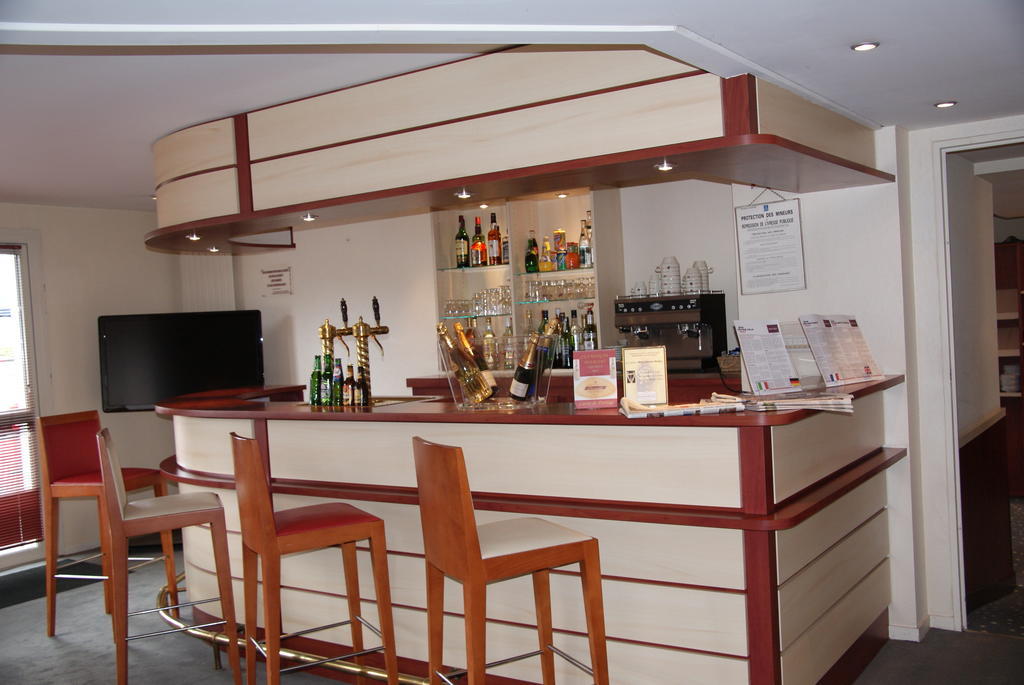 Western Les Bains Et Perros-Guirec