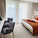 Best Western Les Bains Hotel Et Spa